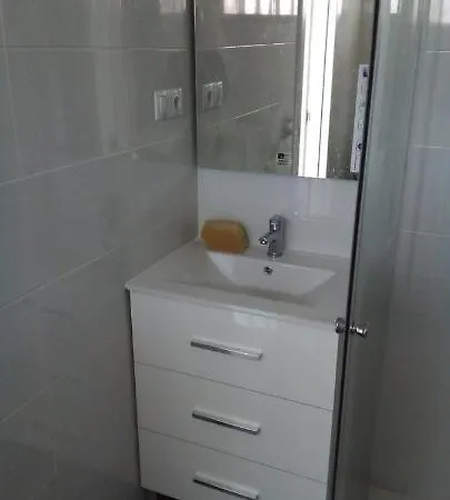 Apartment Studio For Rent In -malaga For Vacations Studio Alquiler Para Vacationes, Studio Te Huur Voor Vacantie Calle Rio Mesa 5 *